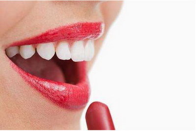 什么是舌系带短矫正法？