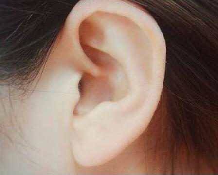 如何治疗小耳朵畸形