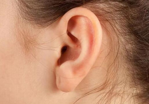 耳部红外微波治疗_耳部理疗有什么作用