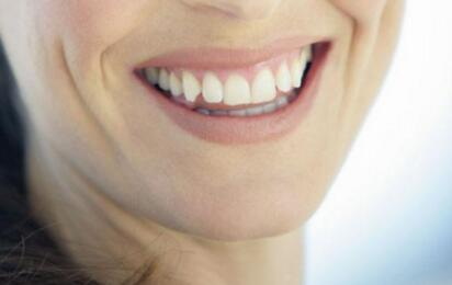 智齿和正常牙的区别