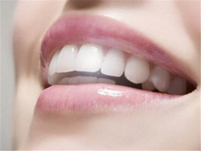 修补牙龈萎缩的材料