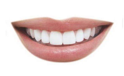 牙齿缝隙矫正过程(牙齿矫正过程有两颗牙有很大缝隙)
