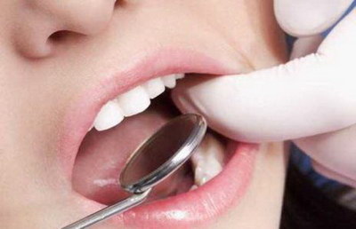 怎样防止牙龈萎缩牙齿