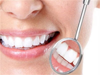 根管治疗的牙齿还能用多久(牙齿做根管治疗能管多久)