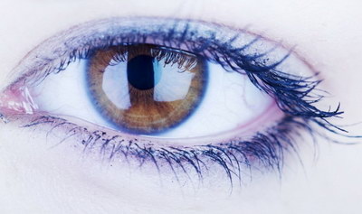 双眼皮扇形的美——完美的立体眼形_双眼皮一大一小的眼线，你也可以拥有唯美的眼妆