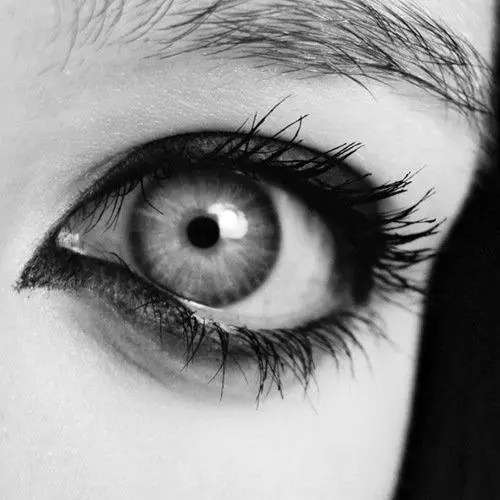 双眼皮比单眼皮显老-单眼皮如何变成双眼皮？?